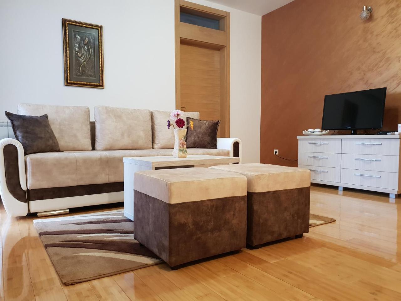 Apartman Kej Free Parking كرالييفو المظهر الخارجي الصورة